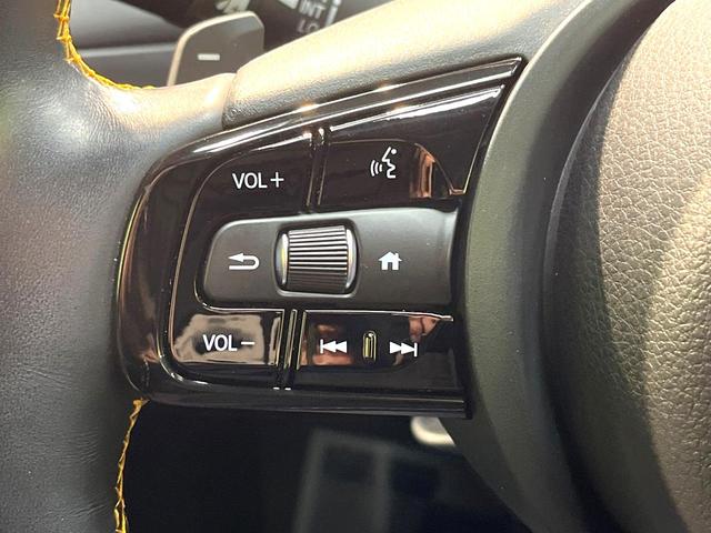 フィット ｅ：ＨＥＶ　ＲＳ　禁煙車　ホンダセンシング　アダプティブクルーズ　９型ホンダコネクト　バックカメラ　フルセグ　ドライブレコーダー　ＥＴＣ２．０　Ｂｌｕｅｔｏｏｔｈ　ハーフレザーシート　ＬＥＤヘッド　クリアランスソナー（62枚目）