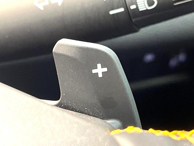 フィット ｅ：ＨＥＶ　ＲＳ　禁煙車　ホンダセンシング　アダプティブクルーズ　９型ホンダコネクト　バックカメラ　フルセグ　ドライブレコーダー　ＥＴＣ２．０　Ｂｌｕｅｔｏｏｔｈ　ハーフレザーシート　ＬＥＤヘッド　クリアランスソナー（63枚目）