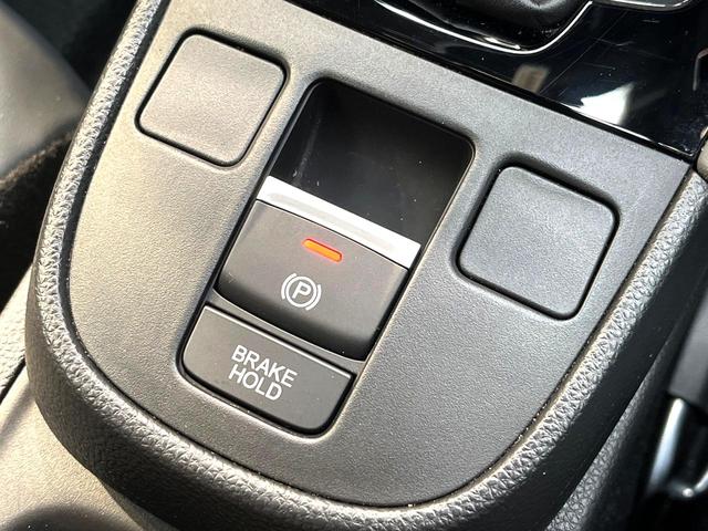 フィット ｅ：ＨＥＶ　ＲＳ　禁煙車　ホンダセンシング　アダプティブクルーズ　９型ホンダコネクト　バックカメラ　フルセグ　ドライブレコーダー　ＥＴＣ２．０　Ｂｌｕｅｔｏｏｔｈ　ハーフレザーシート　ＬＥＤヘッド　クリアランスソナー（68枚目）