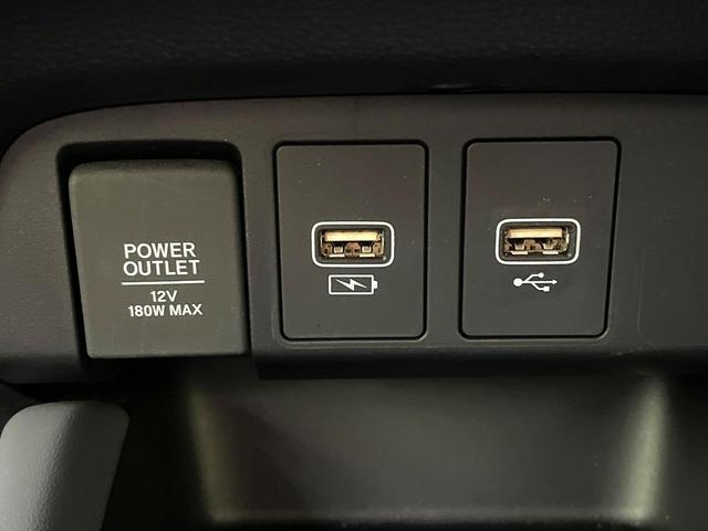 フィット ｅ：ＨＥＶ　ＲＳ　禁煙車　ホンダセンシング　アダプティブクルーズ　９型ホンダコネクト　バックカメラ　フルセグ　ドライブレコーダー　ＥＴＣ２．０　Ｂｌｕｅｔｏｏｔｈ　ハーフレザーシート　ＬＥＤヘッド　クリアランスソナー（69枚目）