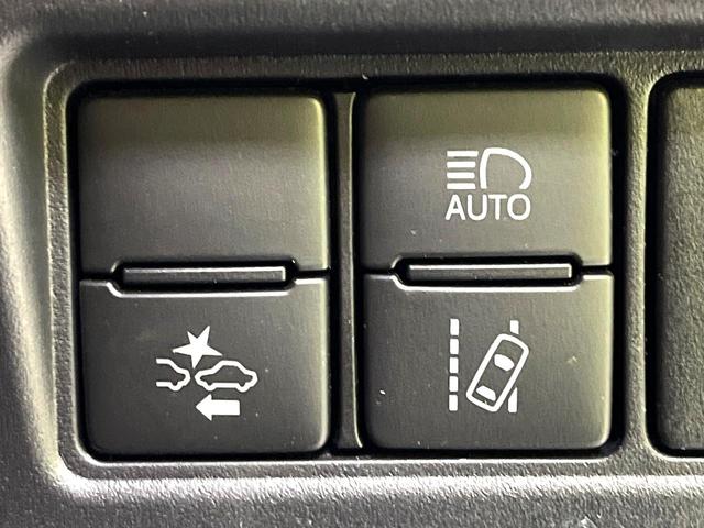 �y�v���N���b�V���Z�[�t�e�B�z�O���̎ԗ��������m���A�Փ˂������Ȏ��͌x��Œ��ӂ𑣂��A�u���[�L�𓥂ޗ͂��T�|�[�g�B�u���[�L�𓥂߂Ȃ������ꍇ�͏Փ˔�Q�y���u���[�L���쓮�A�Փˉ�����T�|�[�g���܂��B