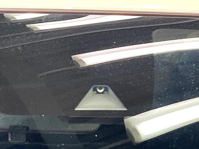 ノート Ｘ　禁煙車　純正ＳＤナビ　バックカメラ　衝突被害軽減システム　Ｂｌｕｅｔｏｏｔｈ　ＥＴＣ　フルセグ　コーナーセンサー　スマートキー　オートライト　　アイドリングストップシステム　ＣＤ再生（32枚目）