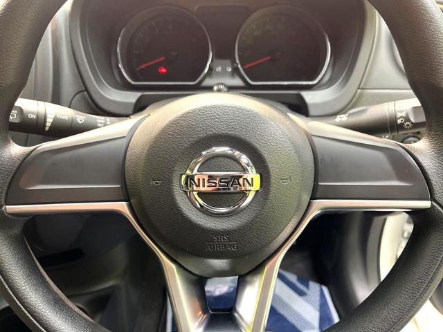 ノート Ｘ　禁煙車　純正ＳＤナビ　バックカメラ　衝突被害軽減システム　Ｂｌｕｅｔｏｏｔｈ　ＥＴＣ　フルセグ　コーナーセンサー　スマートキー　オートライト　　アイドリングストップシステム　ＣＤ再生（51枚目）