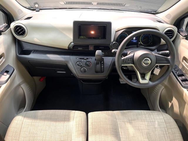 デイズ Ｓ　禁煙車　衝突軽減システム　ＳＤナビ　バックカメラ　ドライブレコーダー　Ｂｌｕｅｔｏｏｔｈ　再生　ＬＥＤヘッドライト　クリアランスソナー　レーンキープアシスト　地デジ　アイドリングストップ　盗難防止装置（2枚目）