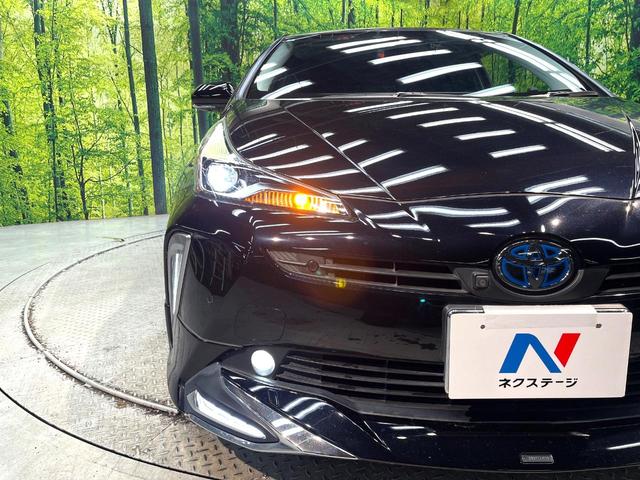 プリウス Ｓツーリングセレクション　モデリスタフルエアロ　純正９型ナビ　バックカメラ　衝突軽減装置　レーダークルーズ　禁煙車　ドラレコ　コーナーセンサー　シートヒーター　スマートキー　ＬＥＤヘッド　ＥＴＣ２．０　純正１７インチアルミ（12枚目）