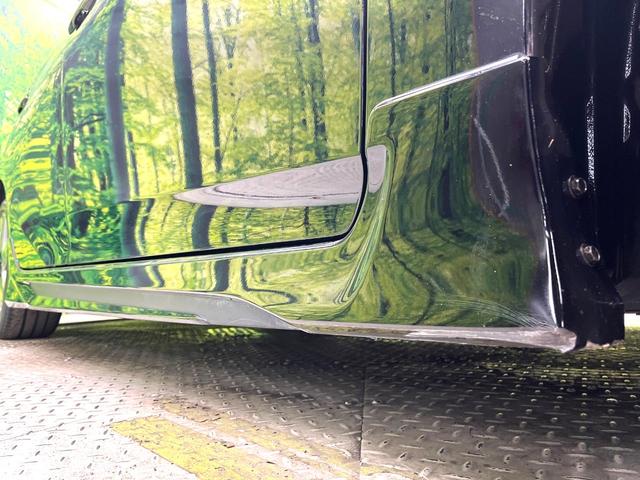 プリウス Ｓツーリングセレクション　モデリスタフルエアロ　純正９型ナビ　バックカメラ　衝突軽減装置　レーダークルーズ　禁煙車　ドラレコ　コーナーセンサー　シートヒーター　スマートキー　ＬＥＤヘッド　ＥＴＣ２．０　純正１７インチアルミ（23枚目）