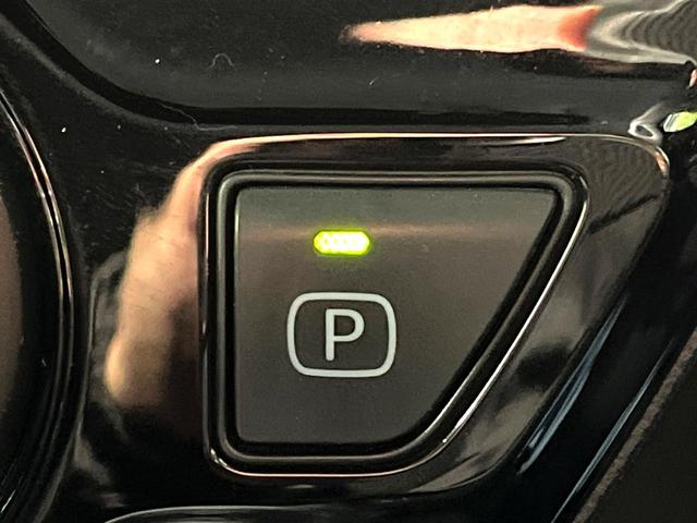 プリウス Ｓツーリングセレクション　モデリスタフルエアロ　純正９型ナビ　バックカメラ　衝突軽減装置　レーダークルーズ　禁煙車　ドラレコ　コーナーセンサー　シートヒーター　スマートキー　ＬＥＤヘッド　ＥＴＣ２．０　純正１７インチアルミ（35枚目）