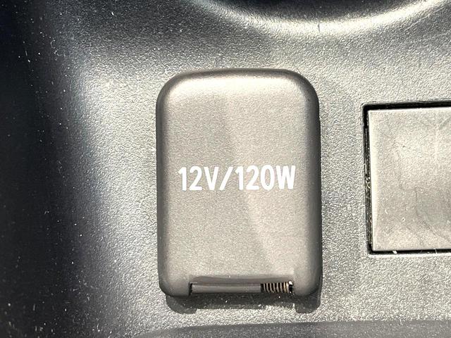 プリウス Ｓツーリングセレクション　モデリスタフルエアロ　純正９型ナビ　バックカメラ　衝突軽減装置　レーダークルーズ　禁煙車　ドラレコ　コーナーセンサー　シートヒーター　スマートキー　ＬＥＤヘッド　ＥＴＣ２．０　純正１７インチアルミ（38枚目）