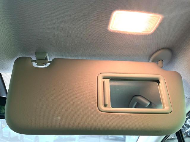 プリウス Ｓツーリングセレクション　モデリスタフルエアロ　純正９型ナビ　バックカメラ　衝突軽減装置　レーダークルーズ　禁煙車　ドラレコ　コーナーセンサー　シートヒーター　スマートキー　ＬＥＤヘッド　ＥＴＣ２．０　純正１７インチアルミ（39枚目）