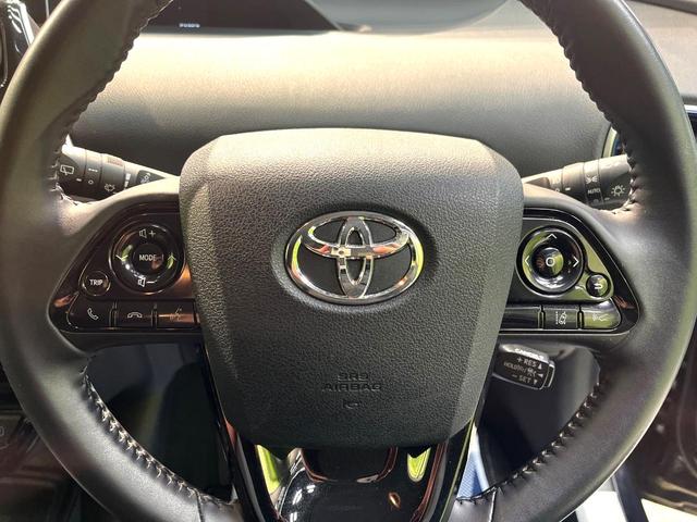 プリウス Ｓツーリングセレクション　モデリスタフルエアロ　純正９型ナビ　バックカメラ　衝突軽減装置　レーダークルーズ　禁煙車　ドラレコ　コーナーセンサー　シートヒーター　スマートキー　ＬＥＤヘッド　ＥＴＣ２．０　純正１７インチアルミ（41枚目）