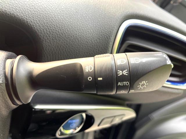 プリウス Ｓツーリングセレクション　モデリスタフルエアロ　純正９型ナビ　バックカメラ　衝突軽減装置　レーダークルーズ　禁煙車　ドラレコ　コーナーセンサー　シートヒーター　スマートキー　ＬＥＤヘッド　ＥＴＣ２．０　純正１７インチアルミ（45枚目）