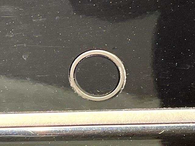 プリウス Ｓツーリングセレクション　モデリスタフルエアロ　純正９型ナビ　バックカメラ　衝突軽減装置　レーダークルーズ　禁煙車　ドラレコ　コーナーセンサー　シートヒーター　スマートキー　ＬＥＤヘッド　ＥＴＣ２．０　純正１７インチアルミ（56枚目）