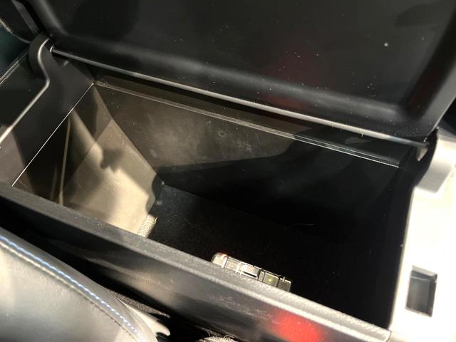 プリウス Ｓツーリングセレクション　モデリスタフルエアロ　純正９型ナビ　バックカメラ　衝突軽減装置　レーダークルーズ　禁煙車　ドラレコ　コーナーセンサー　シートヒーター　スマートキー　ＬＥＤヘッド　ＥＴＣ２．０　純正１７インチアルミ（72枚目）