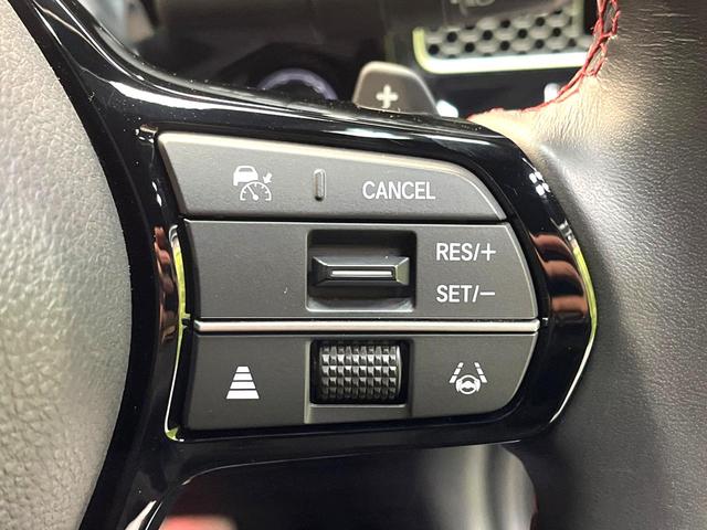 �y�g���������X�}�[�g�L�[�z�J�o����|�P�b�g�ɓ��ꂽ�܂܂ł��h�A�̎{���E�������\�ȃX�}�[�g�L�[�𑕔��B�G���W���̃I���E�I�t�����J�M�����o���K�v����������Ƃ��Ă��֗��ł���