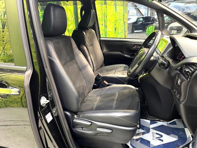 ヴォクシー ＺＳ　煌ＩＩＩ　禁煙車　両側電動スライドドア　純正ＳＤナビ　後席モニター　衝突被害軽減システム　ハーフレザーシート　ドラレコ　コーナーセンサー　スマートキー　ＬＥＤヘッド　ＥＴＣ　クルコン（8枚目）