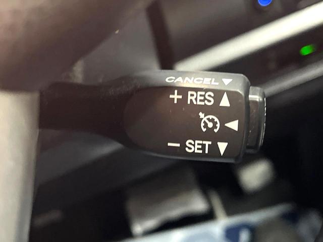 ヴォクシー ＺＳ　煌ＩＩＩ　禁煙車　両側電動スライドドア　純正ＳＤナビ　後席モニター　衝突被害軽減システム　ハーフレザーシート　ドラレコ　コーナーセンサー　スマートキー　ＬＥＤヘッド　ＥＴＣ　クルコン（47枚目）