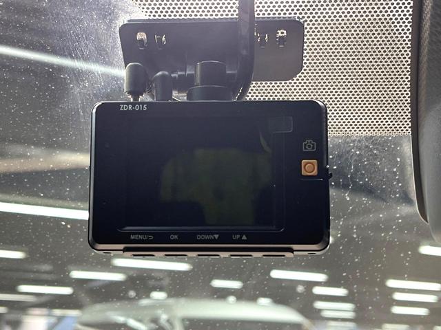 ヴォクシー ＺＳ　煌ＩＩＩ　禁煙車　両側電動スライドドア　純正ＳＤナビ　後席モニター　衝突被害軽減システム　ハーフレザーシート　ドラレコ　コーナーセンサー　スマートキー　ＬＥＤヘッド　ＥＴＣ　クルコン（51枚目）