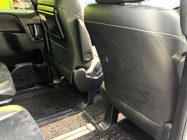 ヴォクシー ＺＳ　煌ＩＩＩ　禁煙車　両側電動スライドドア　純正ＳＤナビ　後席モニター　衝突被害軽減システム　ハーフレザーシート　ドラレコ　コーナーセンサー　スマートキー　ＬＥＤヘッド　ＥＴＣ　クルコン（66枚目）