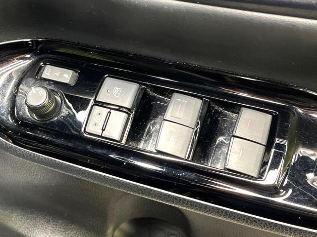 ヴォクシー ＺＳ　煌ＩＩＩ　禁煙車　両側電動スライドドア　純正ＳＤナビ　後席モニター　衝突被害軽減システム　ハーフレザーシート　ドラレコ　コーナーセンサー　スマートキー　ＬＥＤヘッド　ＥＴＣ　クルコン（73枚目）