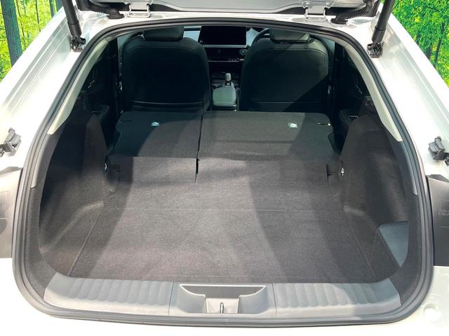 プリウス Ｚ　モデリスタエアロ　ガラスルーフ　禁煙車　全周囲カメラ　純正１２型ナビ　衝突被害軽減　シートベンチレーション　レーダークルーズ　ＥＴＣ　フルセグ　メモリー付パワーシート　コーナーセンサー　ＬＥＤヘッド（10枚目）