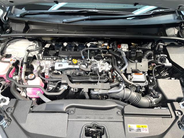 プリウス Ｚ　モデリスタエアロ　ガラスルーフ　禁煙車　全周囲カメラ　純正１２型ナビ　衝突被害軽減　シートベンチレーション　レーダークルーズ　ＥＴＣ　フルセグ　メモリー付パワーシート　コーナーセンサー　ＬＥＤヘッド（18枚目）