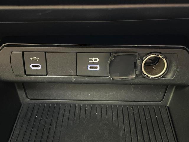 プリウス Ｚ　モデリスタエアロ　ガラスルーフ　禁煙車　全周囲カメラ　純正１２型ナビ　衝突被害軽減　シートベンチレーション　レーダークルーズ　ＥＴＣ　フルセグ　メモリー付パワーシート　コーナーセンサー　ＬＥＤヘッド（38枚目）