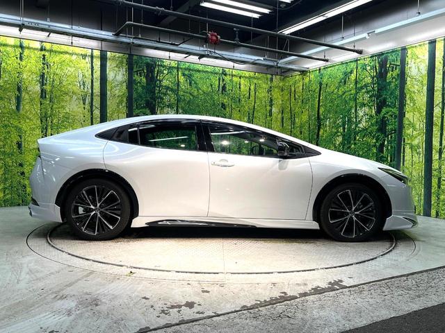 プリウス Ｚ　モデリスタエアロ　ガラスルーフ　禁煙車　全周囲カメラ　純正１２型ナビ　衝突被害軽減　シートベンチレーション　レーダークルーズ　ＥＴＣ　フルセグ　メモリー付パワーシート　コーナーセンサー　ＬＥＤヘッド（54枚目）