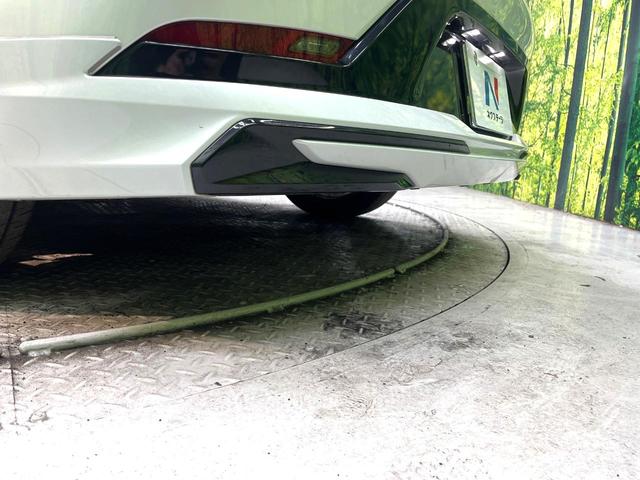 プリウス Ｚ　モデリスタエアロ　ガラスルーフ　禁煙車　全周囲カメラ　純正１２型ナビ　衝突被害軽減　シートベンチレーション　レーダークルーズ　ＥＴＣ　フルセグ　メモリー付パワーシート　コーナーセンサー　ＬＥＤヘッド（57枚目）