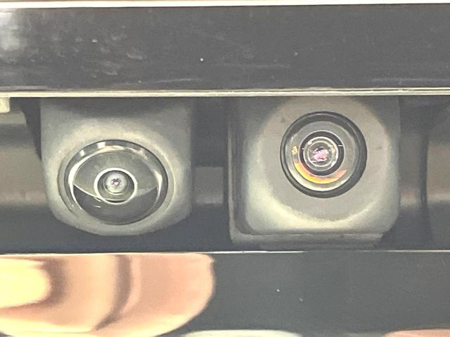 プリウス Ｚ　モデリスタエアロ　ガラスルーフ　禁煙車　全周囲カメラ　純正１２型ナビ　衝突被害軽減　シートベンチレーション　レーダークルーズ　ＥＴＣ　フルセグ　メモリー付パワーシート　コーナーセンサー　ＬＥＤヘッド（63枚目）