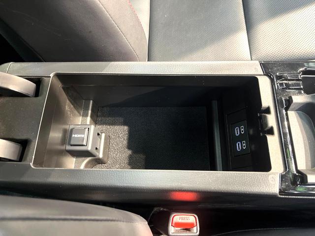 プリウス Ｚ　モデリスタエアロ　ガラスルーフ　禁煙車　全周囲カメラ　純正１２型ナビ　衝突被害軽減　シートベンチレーション　レーダークルーズ　ＥＴＣ　フルセグ　メモリー付パワーシート　コーナーセンサー　ＬＥＤヘッド（79枚目）