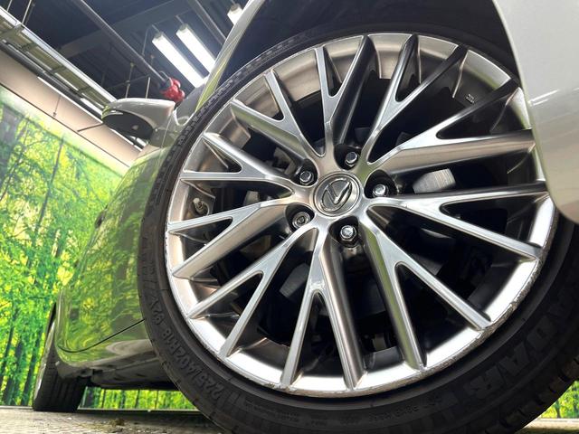 �y�����P�W�C���`�A���~�z�C�[���z�O�ςɃ}�b�`���������A���~�z�C�[���𑕒����Ă���܂��B�e��ЊO�A���~�z�C�[����A�X�^�b�h���X�^�C�����戵�����Ă���܂��B���񂲑��k����������