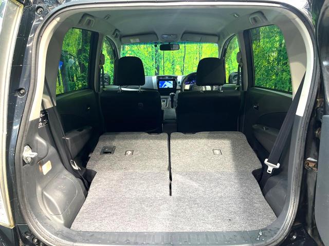 ���i�̂���������ʋ΁A���}���ɏ\���ȉ׎��X�y�[�X���m�ۂ��Ă���܂��B�Z�J���h�V�[�g��|���ƁA�傫�ȉו��̐ύڂ��\�ł���