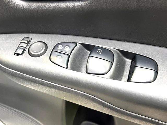 セレナ ＸＶ　禁煙車　両側電動ドア　ＳＤナビ　全周囲カメラ　全方位運転支援システム　ドラレコ　コーナーセンサー　スマートキー　ＥＴＣ　オートハイビーム　車線逸脱警報　オートライト　オートエアコン　Ｂｌｕｅｔｏｏｔｈ（52枚目）