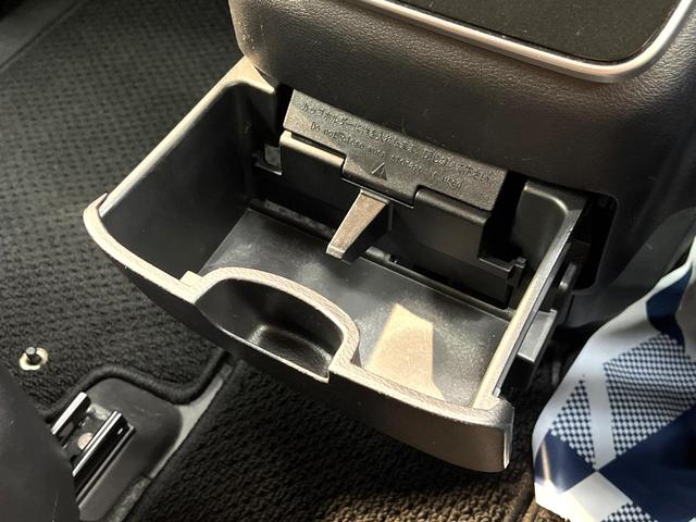 セレナ ＸＶ　禁煙車　両側電動ドア　ＳＤナビ　全周囲カメラ　全方位運転支援システム　ドラレコ　コーナーセンサー　スマートキー　ＥＴＣ　オートハイビーム　車線逸脱警報　オートライト　オートエアコン　Ｂｌｕｅｔｏｏｔｈ（64枚目）