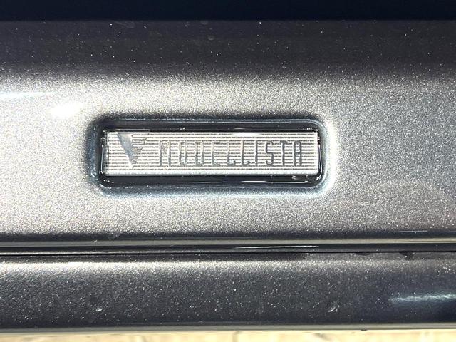 �y���f���X�^�G�A���z�l�C�̃��f���X�^�G�A���𑕒��I�N���}�̊O�ς����X�^�C���b�V���ɂȂ�A�X���ő��݊����ӂ��P��Ɂ􏫗������ւ��鎞�ɂ����Z�[���ɉe�����₷���A���l����l�C�̑����ł��I