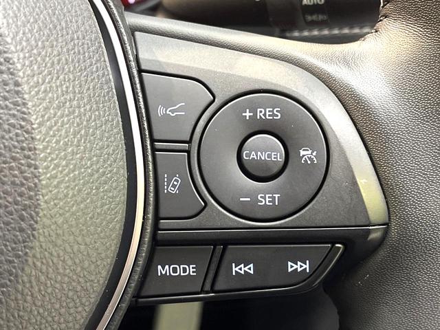 �y���[�_�[�N���[�Y�R���g���[���z�������H�ł̒��������s���y�ɁI�I�����ő��x��ۂN���[�Y�R���g���[�����A�Փˌy���V�X�e���ƘA�g���A�O���̎ԗ������m���ĎԊԂ�ۂ悤�ɑ��x���߂��Ă���܂��I�I