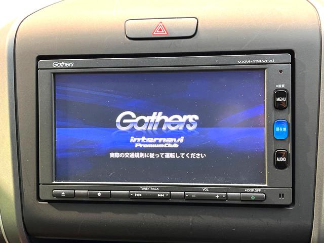 �y�����i�r�z�l�C�̏����i�r�𑕔����Ă���܂��B�i�r�̎g���₷���͂������A�I�[�f�B�I�@�\���[���I�L�����v�◷�s�͂������A�ʋ΂┃�����ȂǕ��i�̃h���C�u���y�����Ȃ�͂���