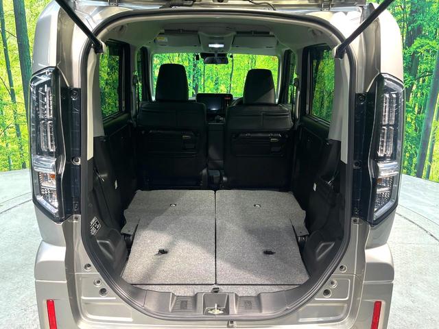 スペーシアカスタム ハイブリッドＸＳ　禁煙車　純正９インチナビ　両側電動ドア　全周囲カメラ　衝突被害軽減システム　レーダークルーズ　ハーフレザーシート　ドラレコ　コーナーセンサー　スマートキー　ＬＥＤヘッド　ビルトインＥＴＣ（10枚目）