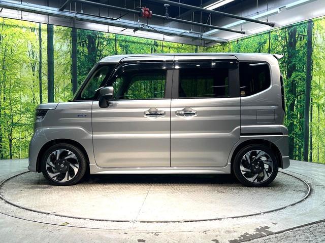 スペーシアカスタム ハイブリッドＸＳ　禁煙車　純正９インチナビ　両側電動ドア　全周囲カメラ　衝突被害軽減システム　レーダークルーズ　ハーフレザーシート　ドラレコ　コーナーセンサー　スマートキー　ＬＥＤヘッド　ビルトインＥＴＣ（24枚目）