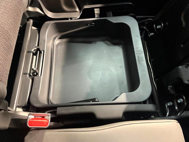 スペーシアカスタム ハイブリッドＸＳ　禁煙車　純正９インチナビ　両側電動ドア　全周囲カメラ　衝突被害軽減システム　レーダークルーズ　ハーフレザーシート　ドラレコ　コーナーセンサー　スマートキー　ＬＥＤヘッド　ビルトインＥＴＣ（74枚目）