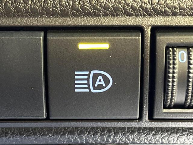 カローラスポーツ ハイブリッドＧ　Ｚ　モデリスタエアロ　純正９型ナビ　バックカメラ　セーフティセンス　レーダークルーズ　禁煙車　ドラレコ　スマートキー　ＬＥＤヘッド　ＥＴＣ２．０　純正１８インチアルミ　オートハイビーム　車線逸脱警報（61枚目）