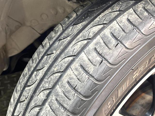 ワゴンＲ ＦＸリミテッド　禁煙車　スマートキー　オーディオ　エアコン　ＣＤ再生　プライバシーガラス　盗難防止システム　ベンチシート　シートアンダートレイ　電動格納ミラー　バニティミラー　１４インチアルミホイール（35枚目）