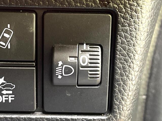 Ｎ－ＢＯＸカスタム Ｌ　コーディネートスタイル　禁煙車　両側電動ドア　ＳＤナビ　衝突被害軽減システム　レーダークルーズ　ドラレコ　コーナーセンサー　スマートキー　ＬＥＤヘッド　ビルトインＥＴＣ　純正１４インチアルミ　車線逸脱警報　オートライト（55枚目）