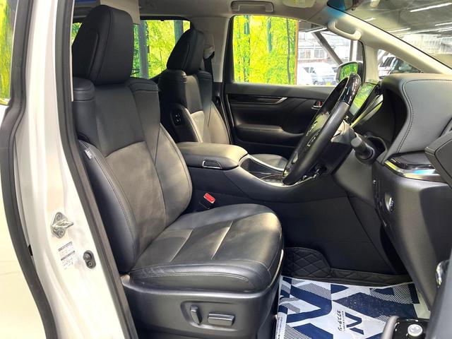 アルファード ２．５Ｓ　Ｃパッケージ　禁煙車　サンルーフ　１０インチナビ　両側電動ドア　１２インチ後席モニター　バックカメラ　衝突被害軽減システム　レーダークルーズ　電動リアゲート　レザーシート　前後席パワーシート　ドラレコ（8枚目）