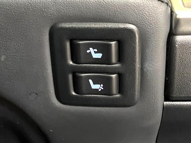 アルファード ２．５Ｓ　Ｃパッケージ　禁煙車　サンルーフ　１０インチナビ　両側電動ドア　１２インチ後席モニター　バックカメラ　衝突被害軽減システム　レーダークルーズ　電動リアゲート　レザーシート　前後席パワーシート　ドラレコ（58枚目）