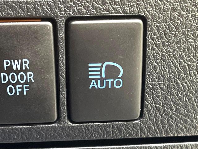 アルファード ２．５Ｓ　Ｃパッケージ　禁煙車　サンルーフ　１０インチナビ　両側電動ドア　１２インチ後席モニター　バックカメラ　衝突被害軽減システム　レーダークルーズ　電動リアゲート　レザーシート　前後席パワーシート　ドラレコ（60枚目）