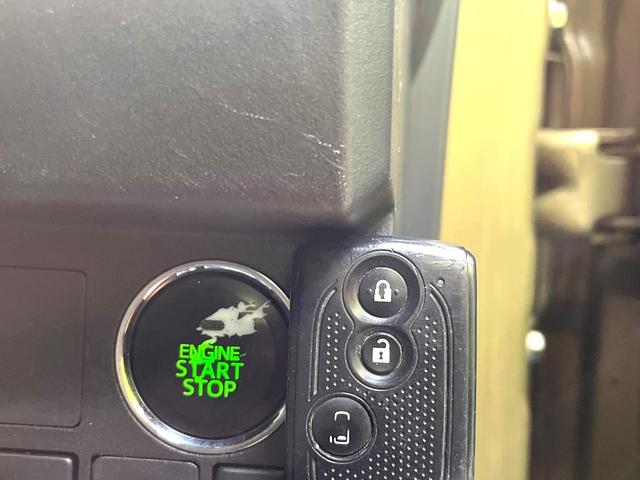 �y�L�[���X�z�������ꂽ�ꏊ����ł��{�^����Ńh�A�̊J���E�{�����ł���̂łƂ��Ă��֗��I�h�A�̌�������ɏ������邱�Ƃ�����܂����