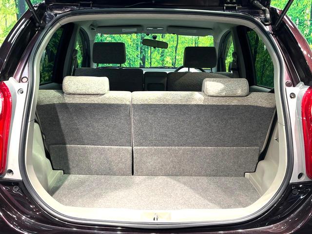 パッソ Ｘ　ユルリ　禁煙車　純正ナビ　ＥＴＣ　スマートキー　盗難防止装置　プライバシーガラス　ＣＤ／ＤＶＤ再生　電動格納ドアミラー　トラクションコントロール　ヘッドライトレベライザー　アームレスト（10枚目）