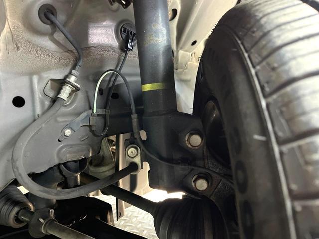 パッソ Ｘ　ユルリ　禁煙車　純正ナビ　ＥＴＣ　スマートキー　盗難防止装置　プライバシーガラス　ＣＤ／ＤＶＤ再生　電動格納ドアミラー　トラクションコントロール　ヘッドライトレベライザー　アームレスト（34枚目）