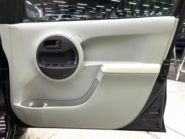 パッソ Ｘ　ユルリ　禁煙車　純正ナビ　ＥＴＣ　スマートキー　盗難防止装置　プライバシーガラス　ＣＤ／ＤＶＤ再生　電動格納ドアミラー　トラクションコントロール　ヘッドライトレベライザー　アームレスト（38枚目）